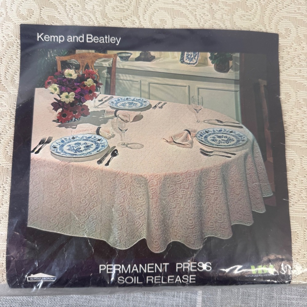 VTG NEW Kemp and Beatley Lace Table Cloth Mona Visa 70"x90" Cottagecore